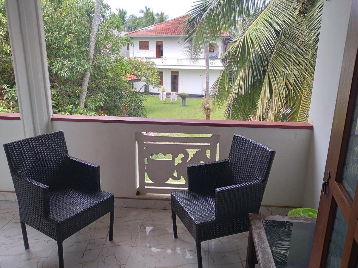 Vijai Resort Negombo Exterior foto